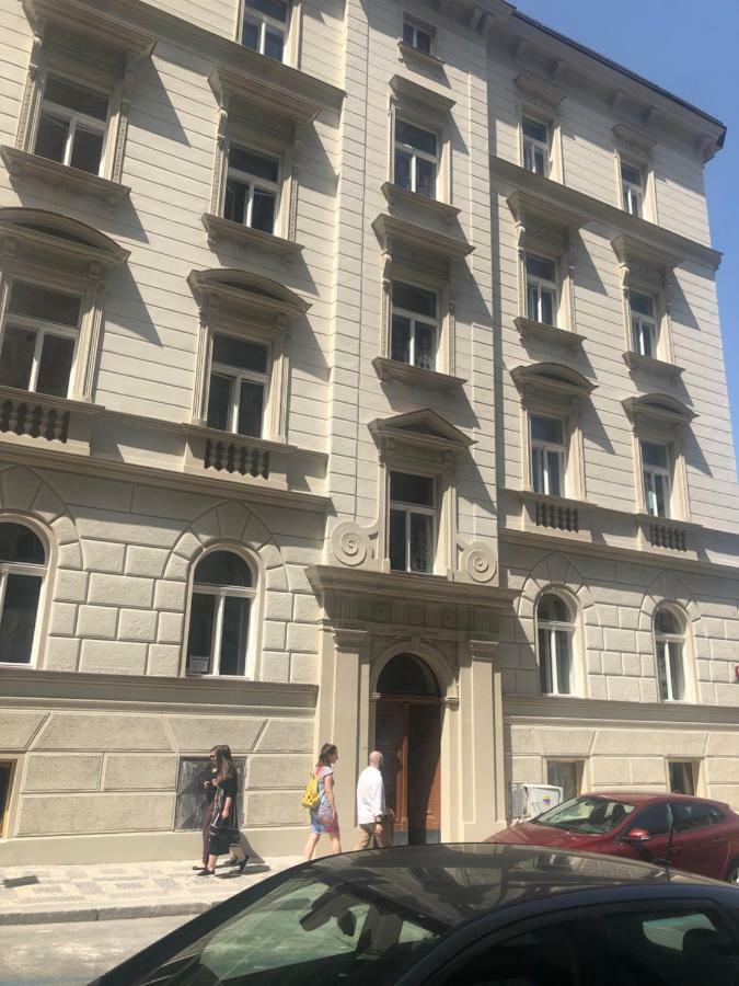 Old Town Spirit Aparthotel Prague Ngoại thất bức ảnh